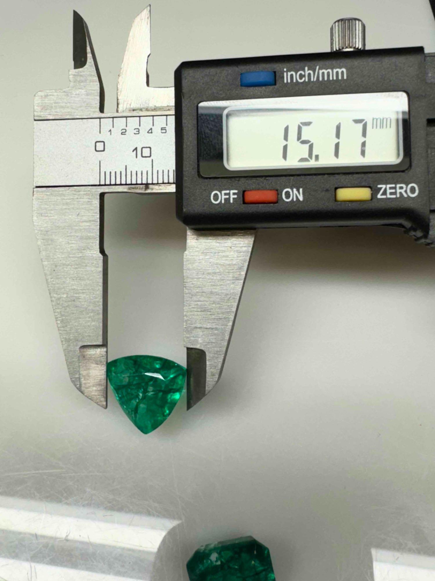 Great pair of Glowing Green Spinel Gemstones etheral 21.3ct Total