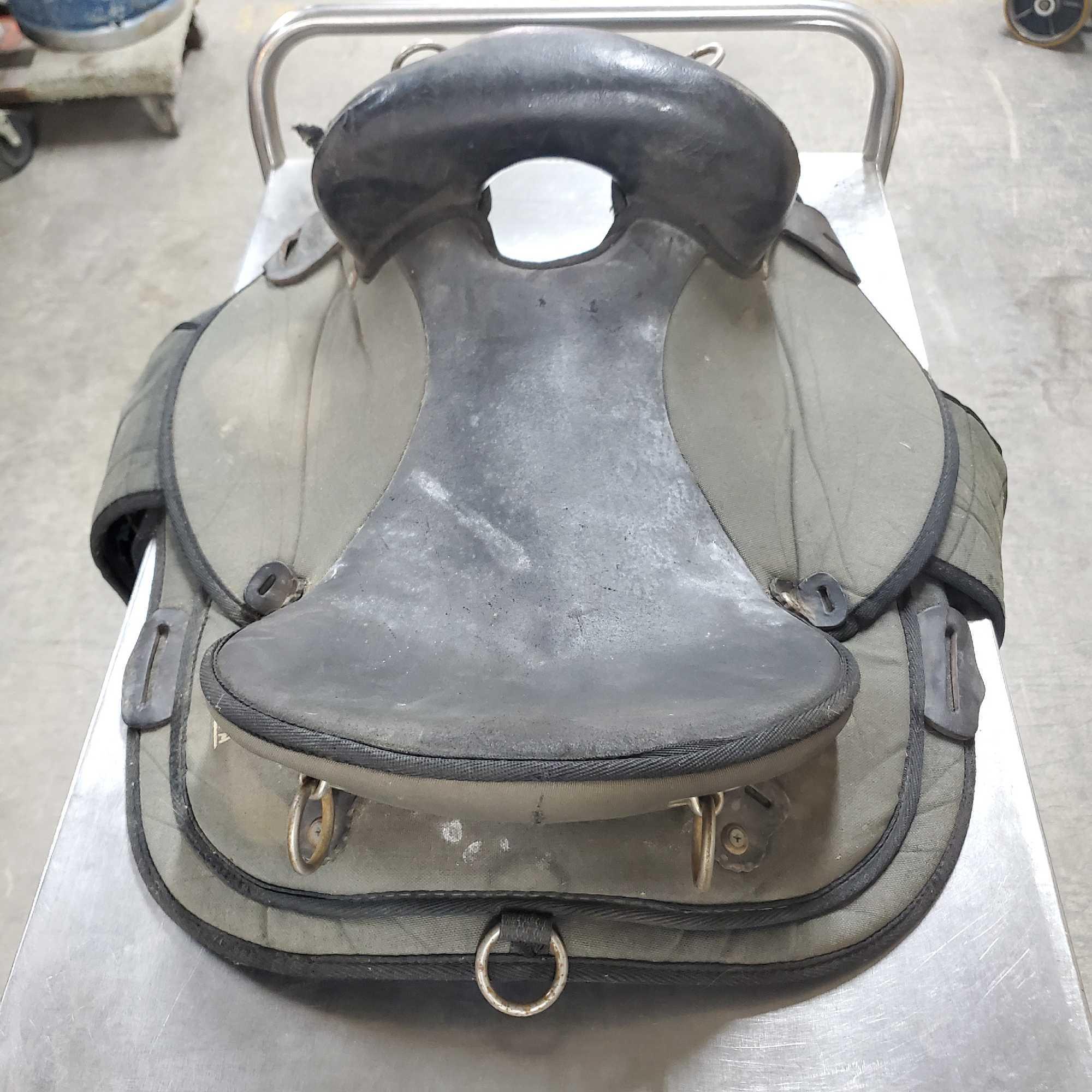 Abetta 16in trail riding saddle