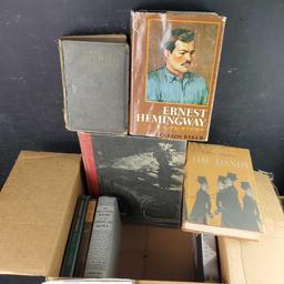 Box of mostly vintage books biographies yearbook etc.