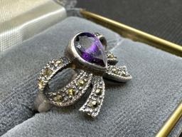 Silver Tear Drop Purple Amethyst ribbon Ring 4.32 Grams Size 6