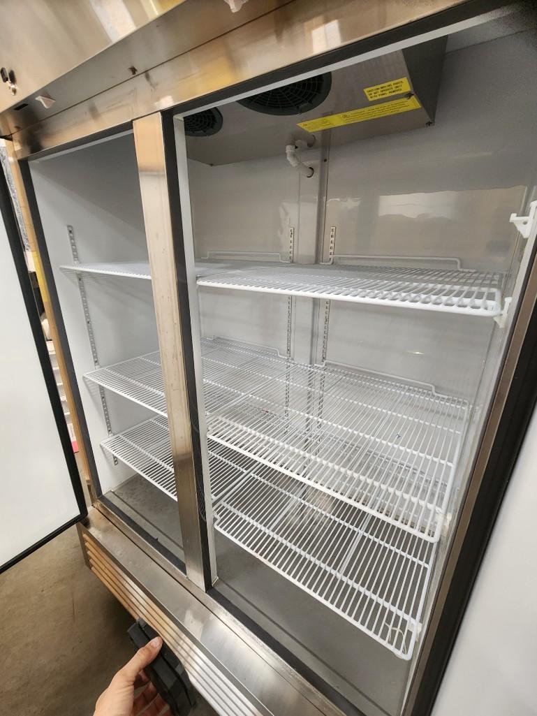 COMMERCIAL STAINLESS STEEL 2-DOOR REACH-IN FREEZER ST-49BF untested