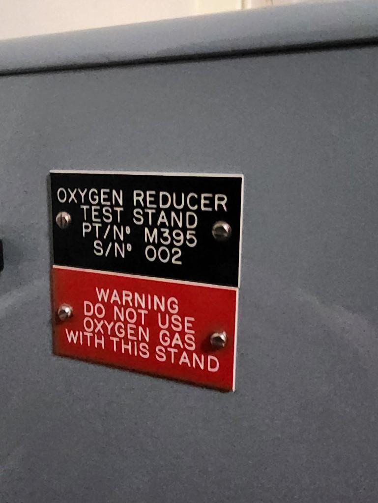 Oxygen reducer test stand
