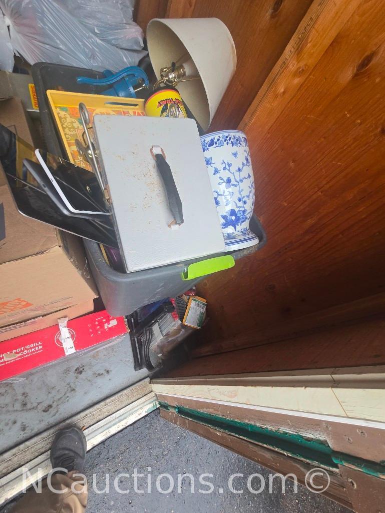 storage unit - 5x5 1st floor collectibles sports memorabilia etc
