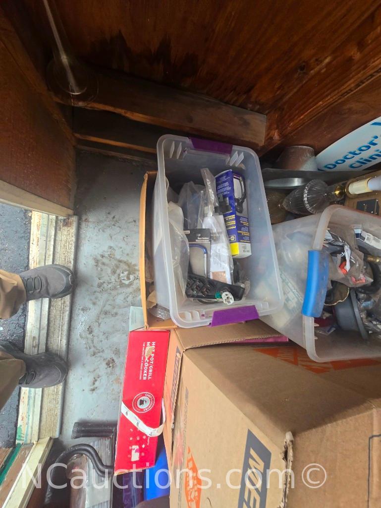 storage unit - 5x5 1st floor collectibles sports memorabilia etc