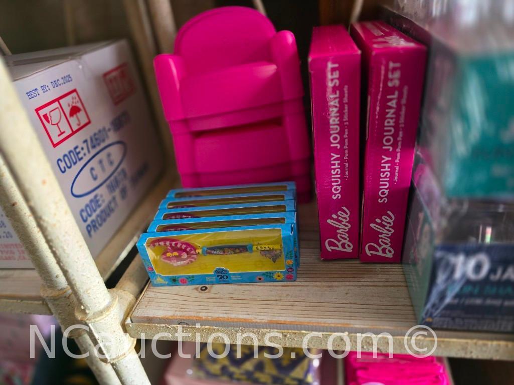10x25 Unit - Star Wars Marvel Hello Kitty Doll Houses boxes Darth Vader c923
