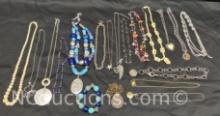 Costume jewelry necklace lot
