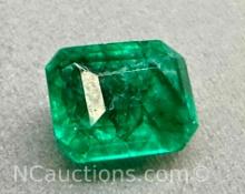 Astonishing 10.4ct Emerald cut Emerald Gemstone Alien glow