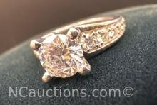 Sterling Silver Moissanite Diamond Ring 3.93 Grams Size 6.5