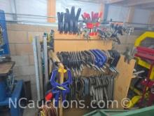 Horse clamps Holders Gripes etc.