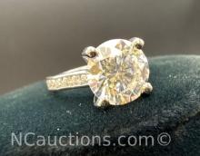 Sterling Silver Moissanite Diamond Ring 11. Grams Size 7.5