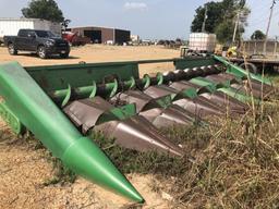 John Deere 844 Corn Header