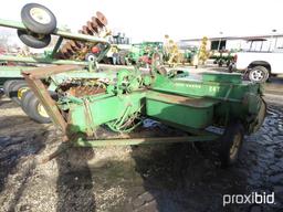 John Deere 24T Square Baler