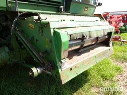 John Deere 8820 Turbo Combine (4WD, 4500 Hours)