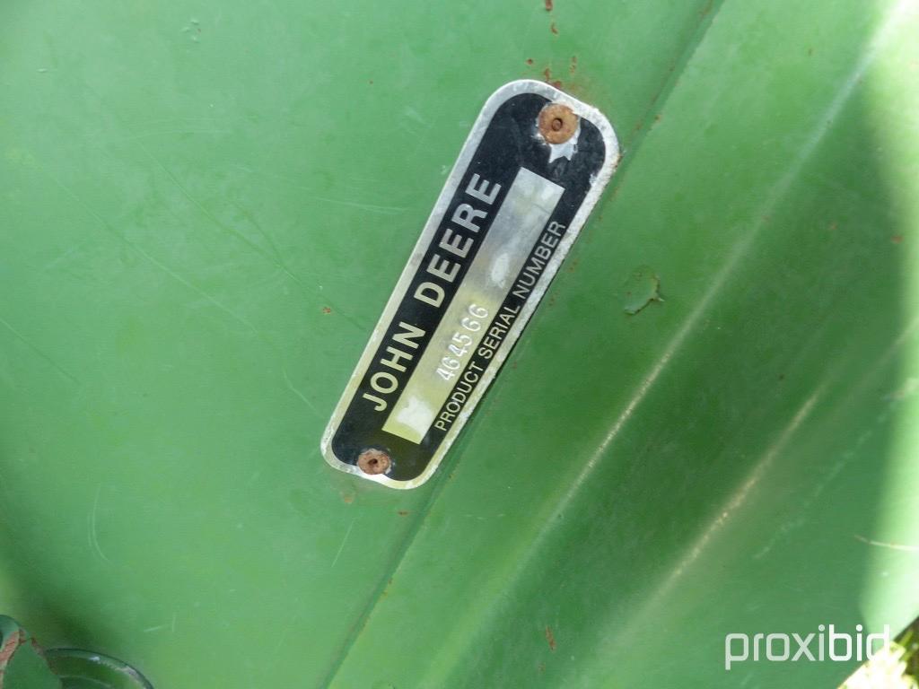 John Deere 8820 Turbo Combine (4WD, 4500 Hours)