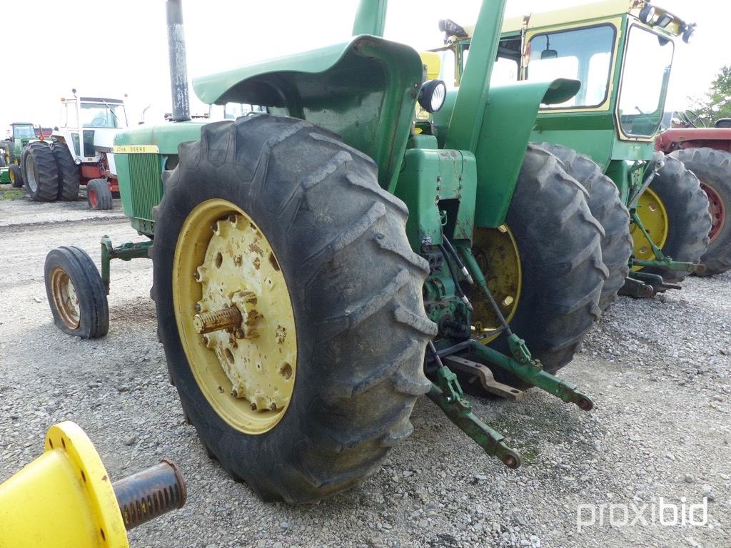 John Deere 4320 Tractor