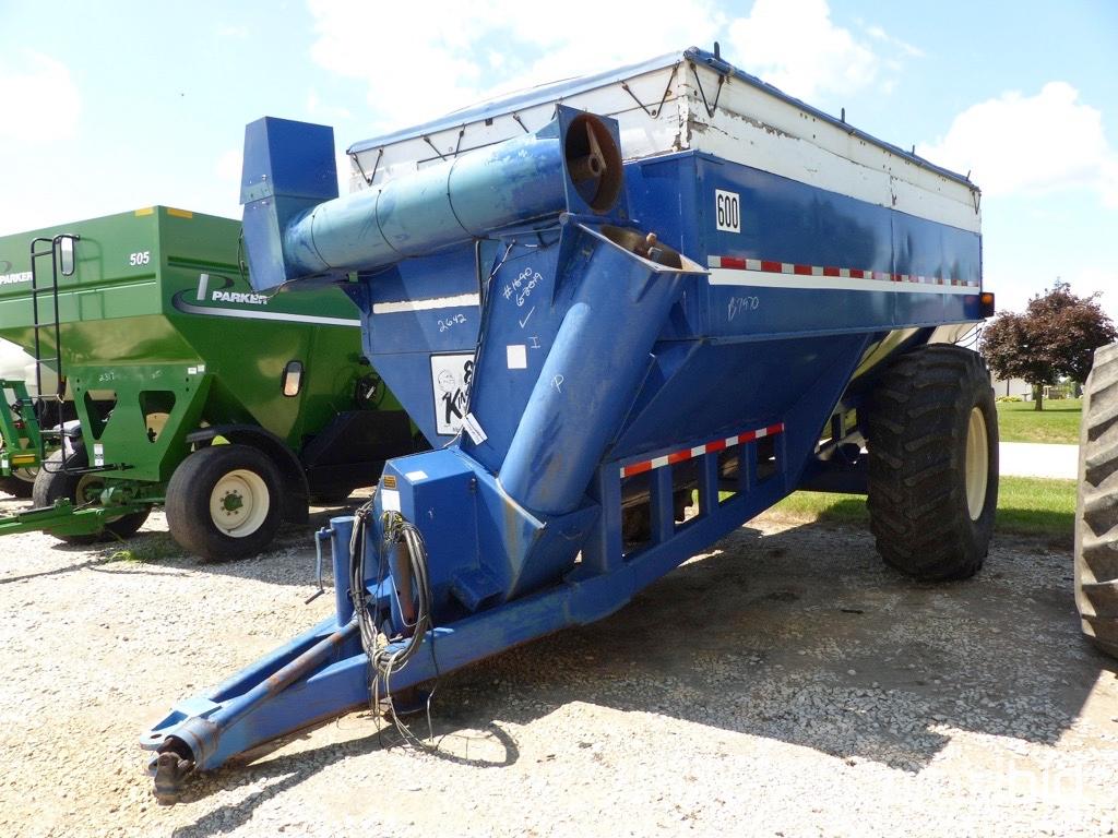 Kinze 600 Grain Cart