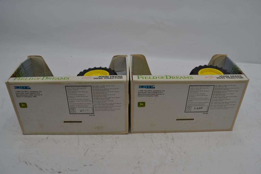 John Deere 2640 Tractor Set of 2
