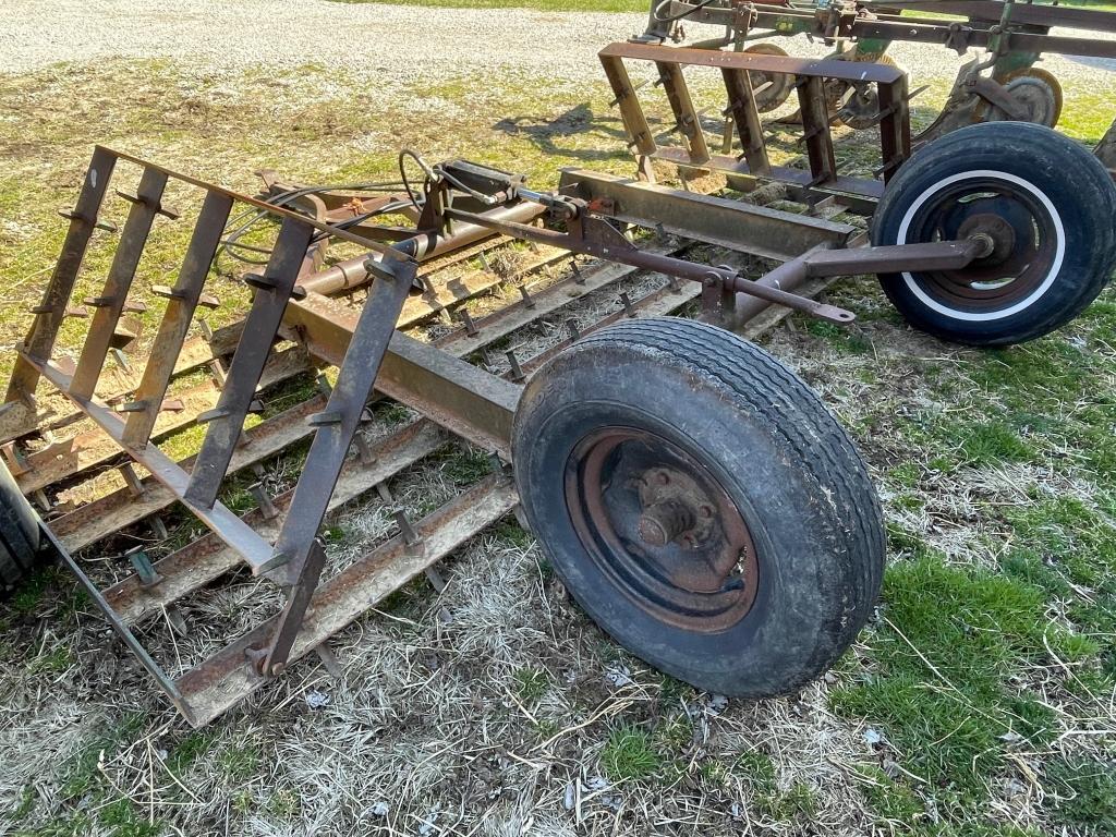 14-ft Winged Harrogator w/ cylinder