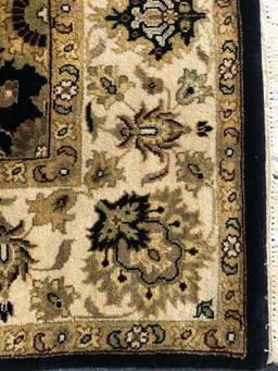 8.5' X 6' Tabriz Area Rug