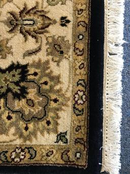 8.5' X 6' Tabriz Area Rug