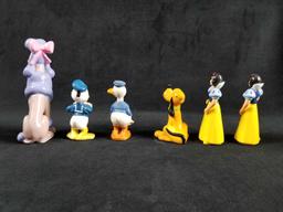 Lot Of 9 Vintage Mixed Walt Disney Characters Snow White Seven Dwarfs Figurines Donald Pluto Oliver