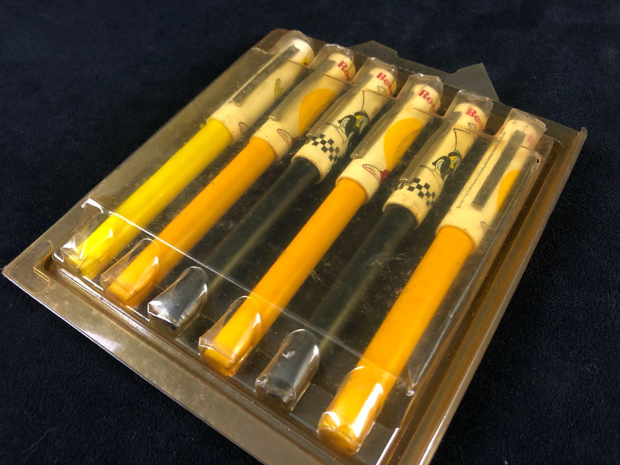Vintage 1980's Roger Rabbit Lot Of Pens - Key Chain - Plush Figure