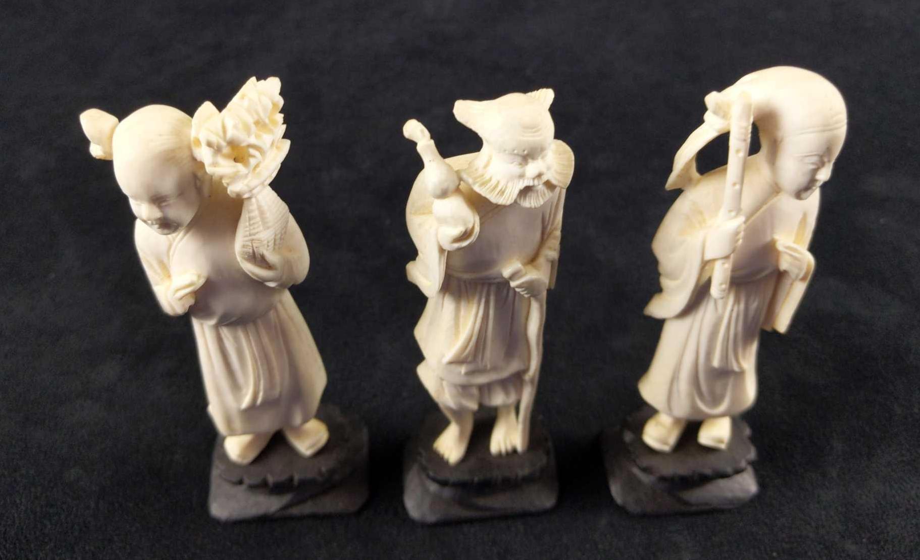 White Resin 3 Figurines Xiangzi Nezha Zhong Kui