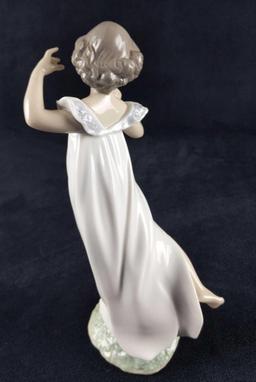 Retired Porcelain Lladro Violets Time Of Innocence