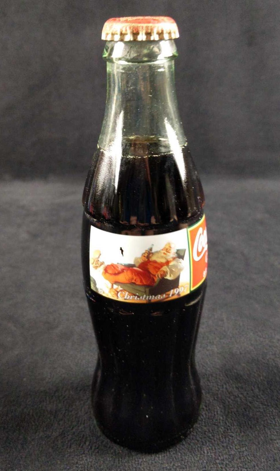 Five Full Coca Cola Bottles Santa Disney Epcot