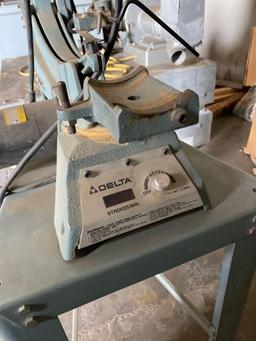 Delta 40-601 Scroll Saw