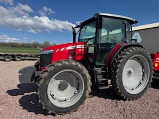2020 MASSEY FERGUSON 5711 DYNA-4