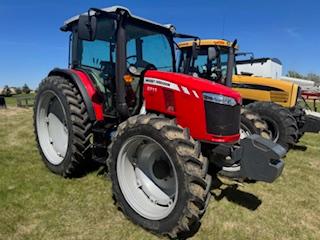 2020 MASSEY FERGUSON 5711 DYNA-4