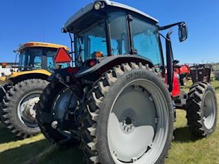2020 MASSEY FERGUSON 5711 DYNA-4