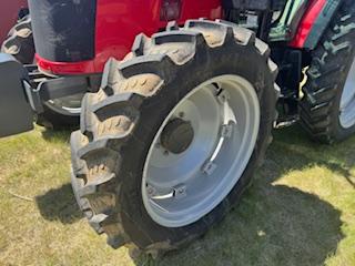 2020 MASSEY FERGUSON 5711 DYNA-4