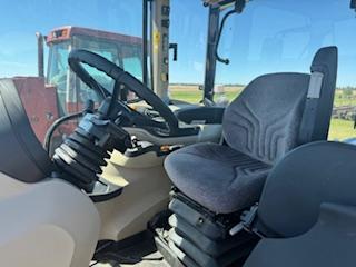 2020 MASSEY FERGUSON 5711 DYNA-4
