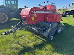 2022 MASSEY FERGUSON HESSTON 1840 CLASS 1 SQUARE BALER