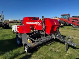 2022 MASSEY FERGUSON HESSTON 1840 CLASS 1 SQUARE BALER
