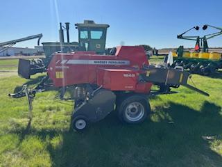 2022 MASSEY FERGUSON HESSTON 1840 CLASS 1 SQUARE BALER