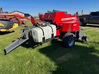 2022 MASSEY FERGUSON HESSTON 1840 CLASS 1 SQUARE BALER