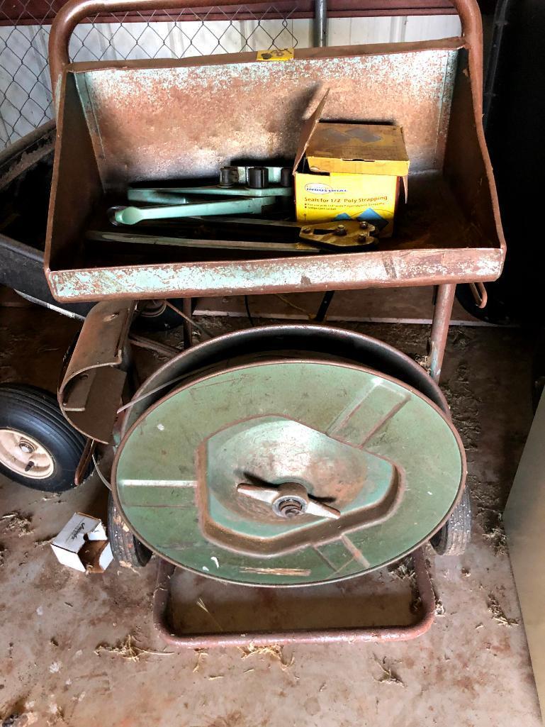 Strap Machine