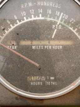 John Deere 4010