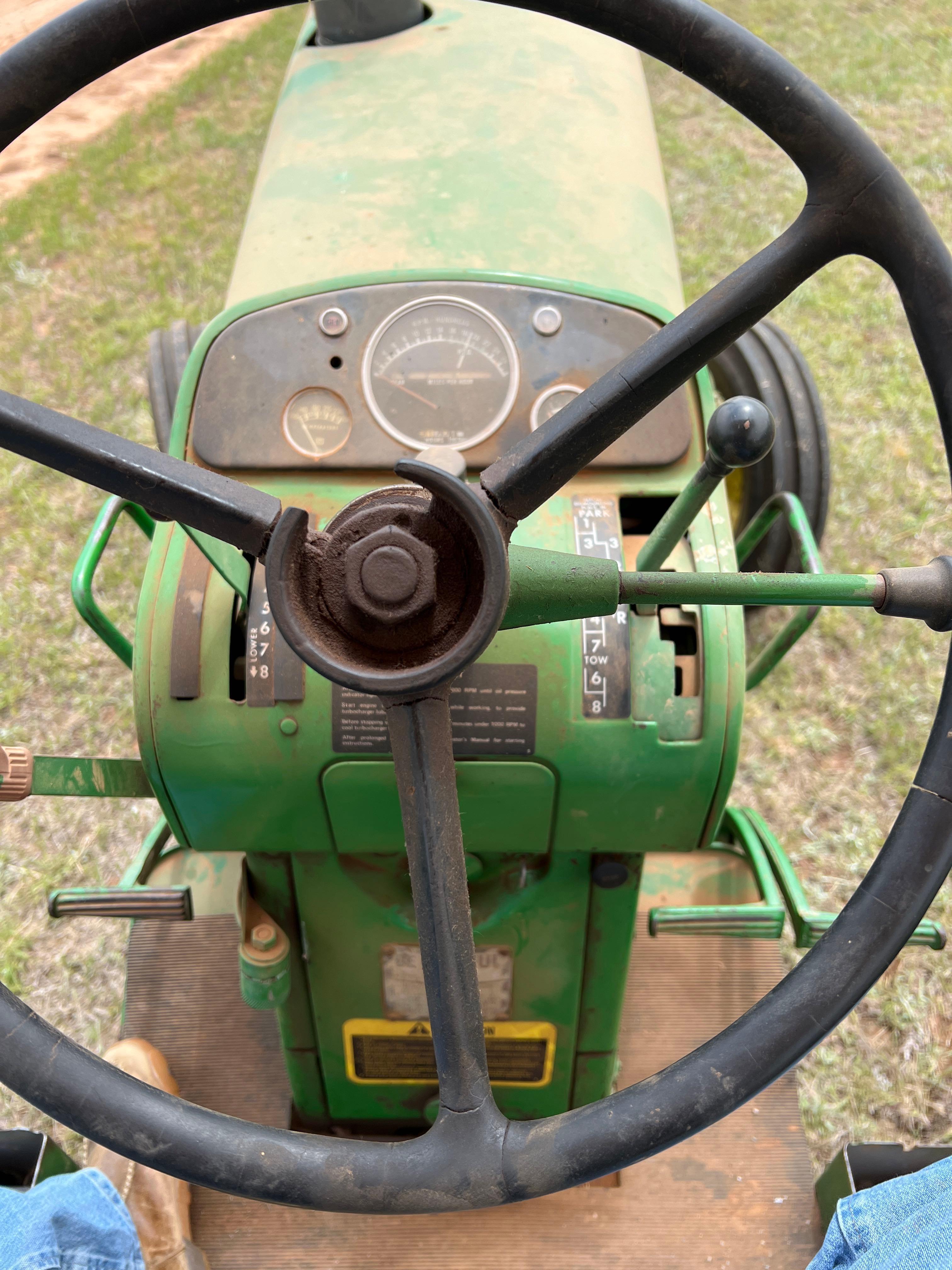 John Deere 4010