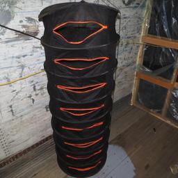 Mesh drying rack