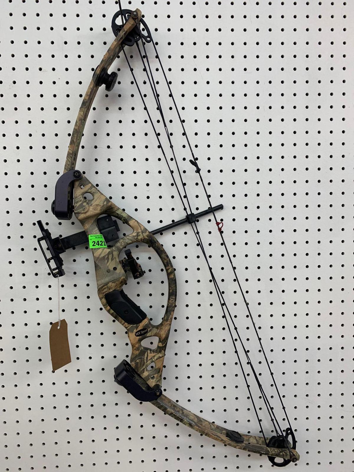Hoyt ZR200 MT Sport Bow with Carolina Archery Sight