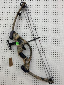 Hoyt ZR200 MT Sport Bow with Carolina Archery Sight