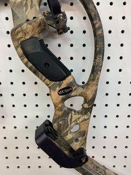 Hoyt ZR200 MT Sport Bow with Carolina Archery Sight