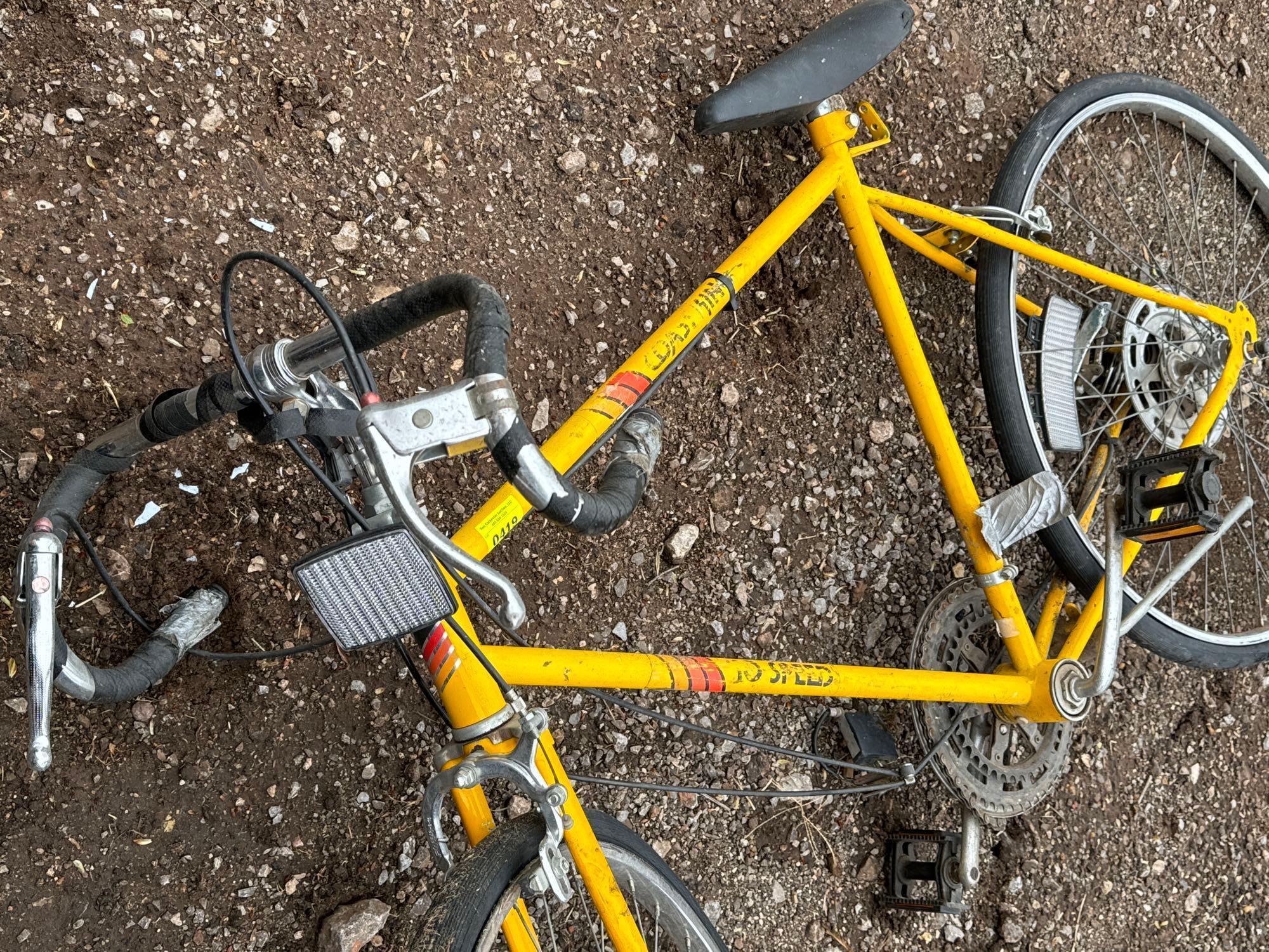 Vintage Coast King 10-Speed Bicycle & Vintage Schwinn Tornado Bike Frame