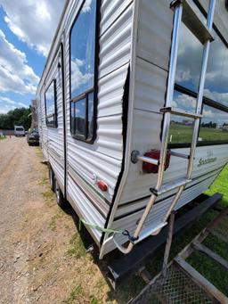 24ft sportsman 5th wheel wrecked