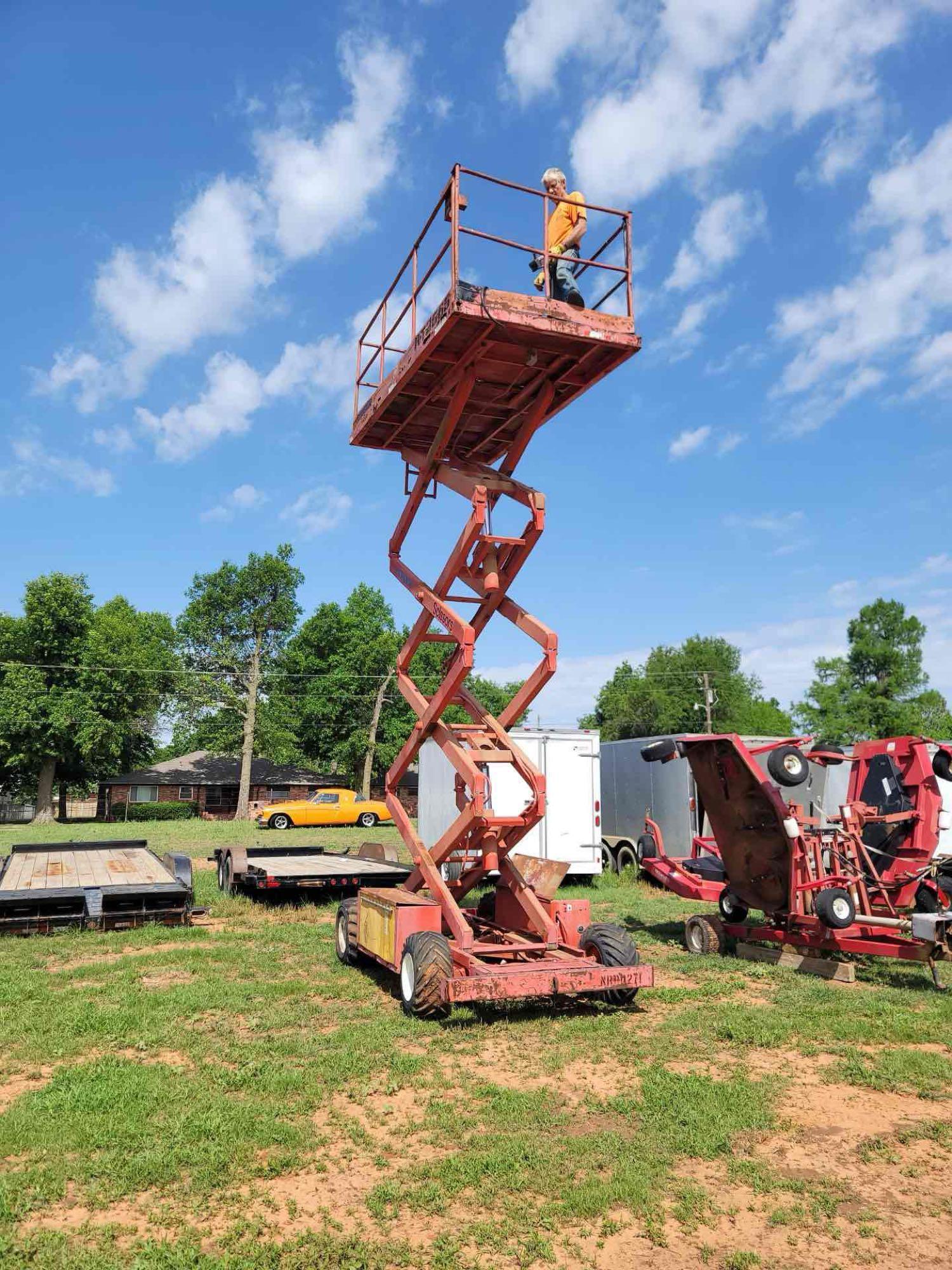 condor scissor lift RT2565