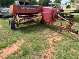 New Holland hay liner 315 square baler